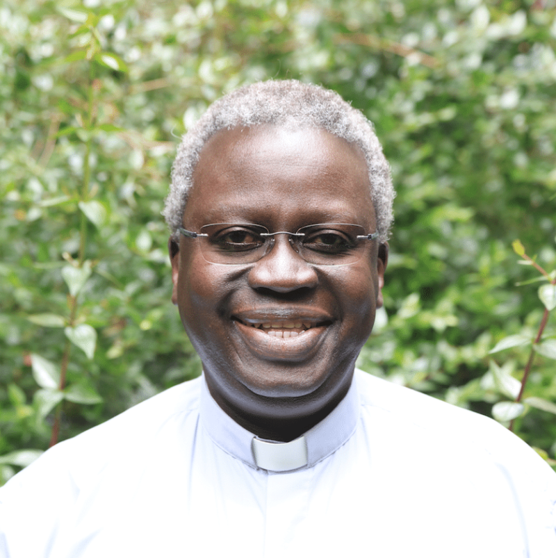 Fr Moïse Ndione elected “Moderator Father” of the Foyers de Charité